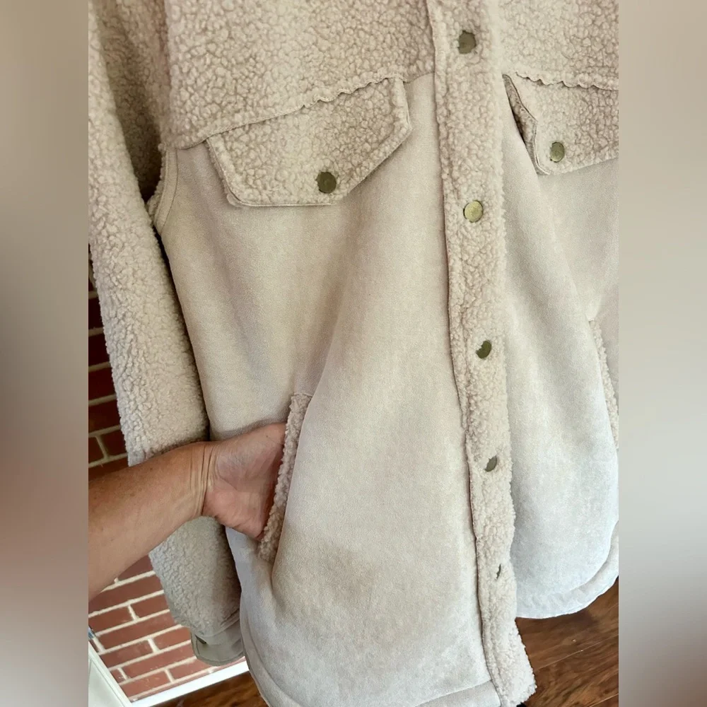 12th Tribe Teddy Sherpa Shacket Jacket Cream Beige Cozy Oversized‎ Small